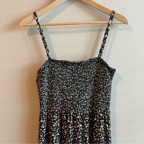 NWT FAVORITE DAUGHTER Apartment Smocked Maxi Dress In Poppy Floral-Navy size M - Picture 11 of 11